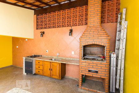 Casa à venda com 253m², 3 quartos e 2 vagasVaranda com Churrasqueira