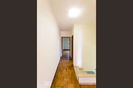 Casa à venda com 253m², 3 quartos e 2 vagasCorredor