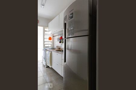 Cozinha de apartamento para alugar com 2 quartos, 80m² em Petrópolis, Porto Alegre