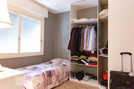 Quarto 2 de apartamento para alugar com 2 quartos, 80m² em Petrópolis, Porto Alegre
