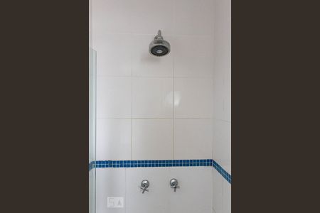 Banheiro de apartamento para alugar com 2 quartos, 80m² em Petrópolis, Porto Alegre