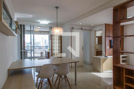 Sala de apartamento para alugar com 1 quarto, 60m² em Vila Regente Feijó, São Paulo