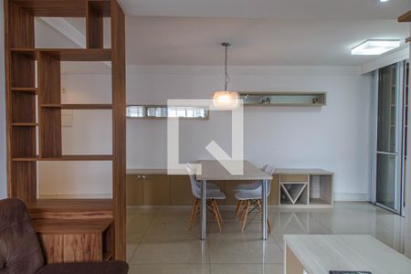 Sala de apartamento para alugar com 1 quarto, 60m² em Vila Regente Feijó, São Paulo
