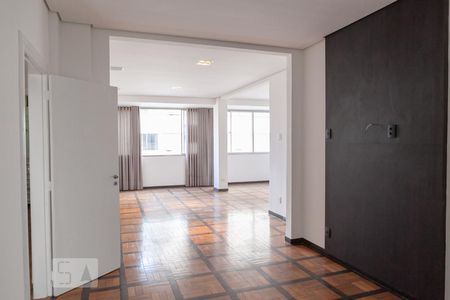 Apartamento à venda com 162m², 3 quartos e sem vagaSala 