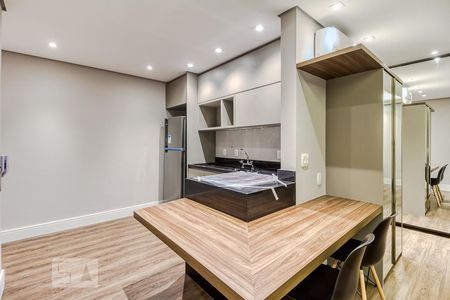 Cozinha de kitnet/studio à venda com 1 quarto, 61m² em Itaim Bibi, São Paulo