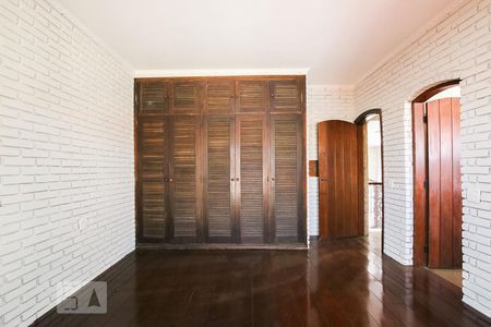 Casa à venda com 411m², 4 quartos e 4 vagasQuarto 3