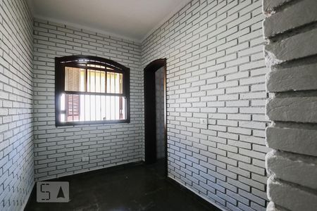 Casa à venda com 411m², 4 quartos e 4 vagasQuarto de Serviço