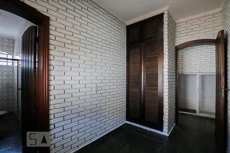 Casa à venda com 411m², 4 quartos e 4 vagasQuarto de Serviço