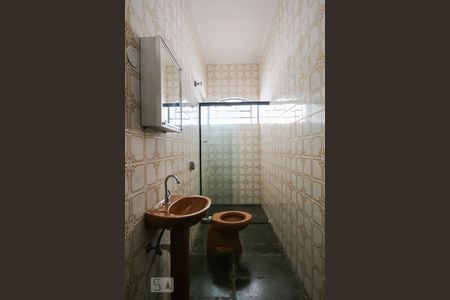 Casa à venda com 411m², 4 quartos e 4 vagasBanheiro