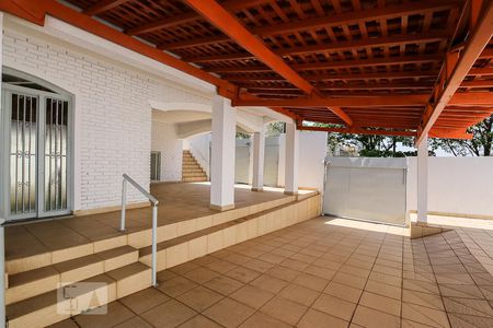 Casa à venda com 411m², 4 quartos e 4 vagasGaragem