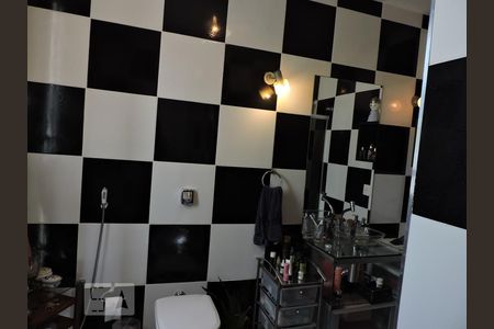 Casa à venda com 800m², 5 quartos e 6 vagasBanheiro