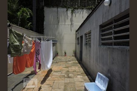 Casa à venda com 800m², 5 quartos e 6 vagasDetalhe da area de serviço