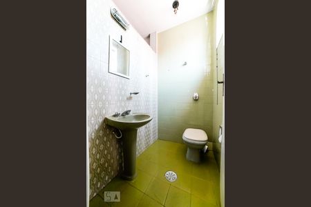 Lavabo de casa para alugar com 4 quartos, 400m² em Vila Albertina, São Paulo