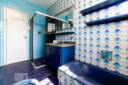 Casa à venda com 400m², 4 quartos e 2 vagasBanheiro da Suíte 1