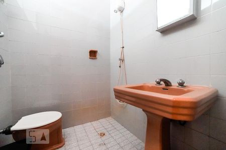 Casa à venda com 400m², 4 quartos e 2 vagasBanheiro de Serviço