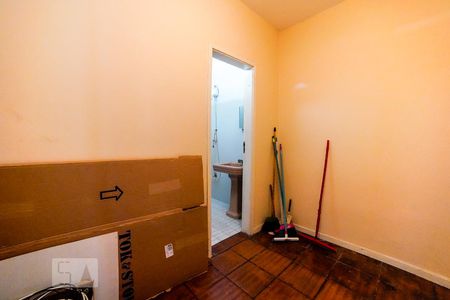 Casa à venda com 400m², 4 quartos e 2 vagasQuarto de Serviço