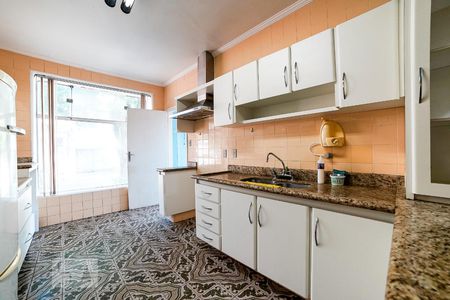 Casa à venda com 400m², 4 quartos e 2 vagasCozinha