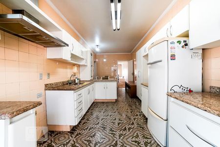 Casa à venda com 400m², 4 quartos e 2 vagasCozinha