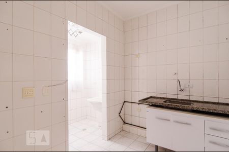 Cozinha de apartamento para alugar com 2 quartos, 55m² em Dos Casa, São Bernardo do Campo