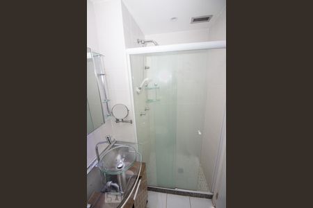 Apartamento à venda com 74m², 3 quartos e 1 vagaBanheiro suíte