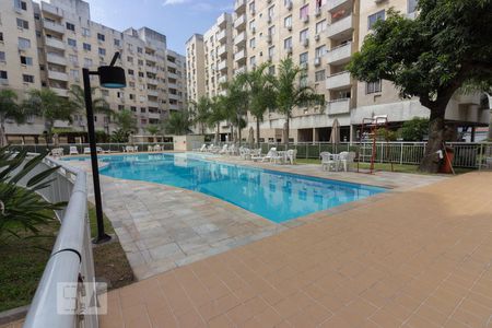 Apartamento à venda com 74m², 3 quartos e 1 vagaÁrea comum - Piscina