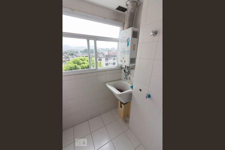 Apartamento à venda com 74m², 3 quartos e 1 vagaÁrea de Serviço