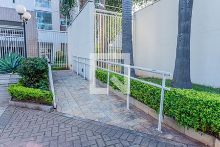 Apartamento para alugar com 73m², 2 quartos e 1 vagaRampa acessibilidade