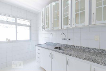 Apartamento para alugar com 80m², 2 quartos e 1 vagaCozinha