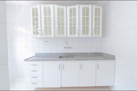Apartamento para alugar com 80m², 2 quartos e 1 vagaCozinha