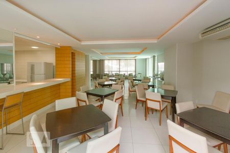 Apartamento para alugar com 130m², 3 quartos e 2 vagas Apartamento para alugar com 130m², 3 quartos e 2 vagasÁrea Comum - Salão de Festas