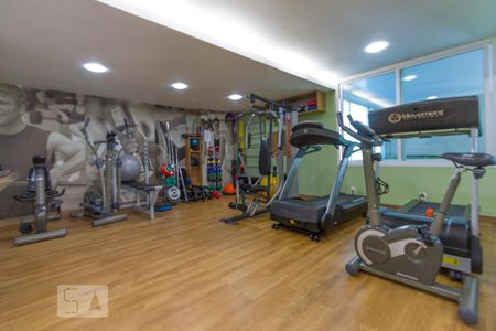 Apartamento para alugar com 130m², 3 quartos e 2 vagas Apartamento para alugar com 130m², 3 quartos e 2 vagasÁrea Comum - Academia