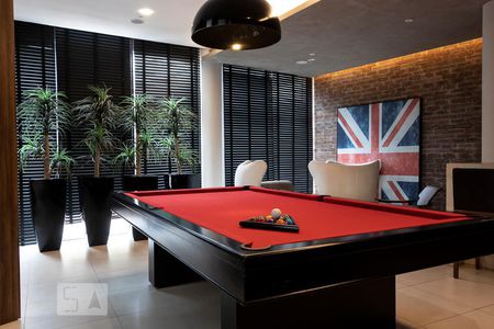 Studio à venda com 57m², 1 quarto e 1 vagaSalão de jogos