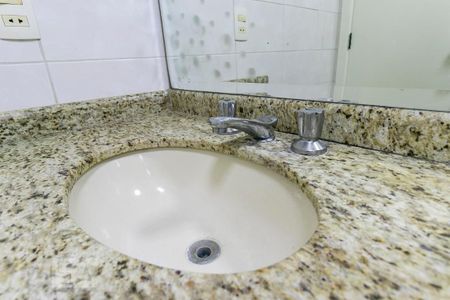 Apartamento para alugar com 99m², 3 quartos e 2 vagasBanheiro da Suíte 1
