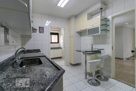 Apartamento para alugar com 99m², 3 quartos e 2 vagasCozinha