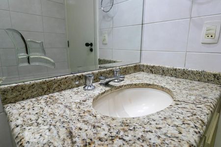 Apartamento para alugar com 99m², 3 quartos e 2 vagasBanheiro 2
