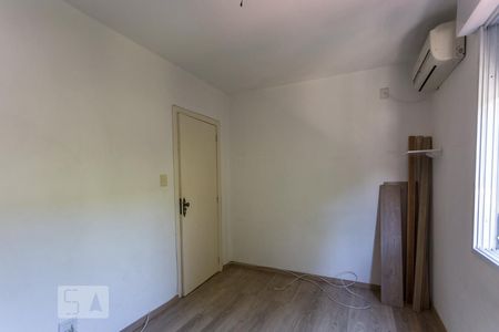 Quarto 2 de apartamento à venda com 2 quartos, 59m² em Cristal, Porto Alegre