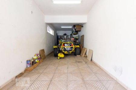 Casa à venda com 380m², 3 quartos e 3 vagas Casa à venda com 380m², 3 quartos e 3 vagasGaragem