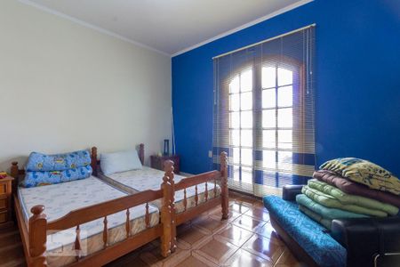 Casa à venda com 380m², 3 quartos e 3 vagas Casa à venda com 380m², 3 quartos e 3 vagasQuarto 3