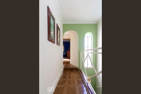 Casa à venda com 380m², 3 quartos e 3 vagas Casa à venda com 380m², 3 quartos e 3 vagasCorredor