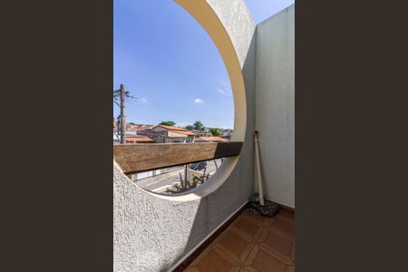 Casa à venda com 380m², 3 quartos e 3 vagas Casa à venda com 380m², 3 quartos e 3 vagasVaranda Quarto 3