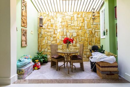 Sala de casa à venda com 3 quartos, 350m² em Vila Guilhermina, São Paulo