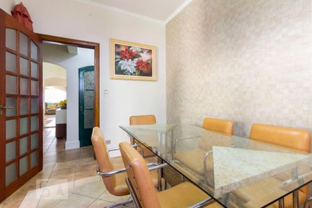 Casa à venda com 380m², 3 quartos e 3 vagas Casa à venda com 380m², 3 quartos e 3 vagasSala de Jantar