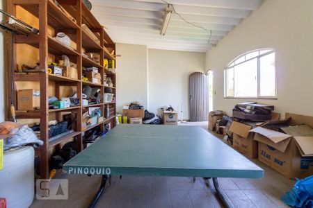 Casa à venda com 380m², 3 quartos e 3 vagas Casa à venda com 380m², 3 quartos e 3 vagasSalão