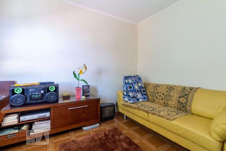Casa à venda com 380m², 3 quartos e 3 vagas Casa à venda com 380m², 3 quartos e 3 vagasQuarto 2
