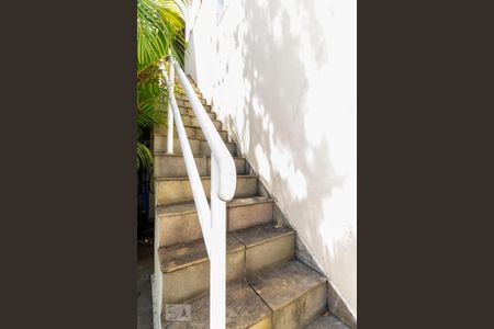 Casa à venda com 380m², 3 quartos e 3 vagas Casa à venda com 380m², 3 quartos e 3 vagasAcesso Salão