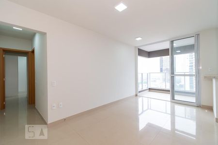 Sala de apartamento para alugar com 2 quartos, 71m² em Setor Bueno, Goiânia