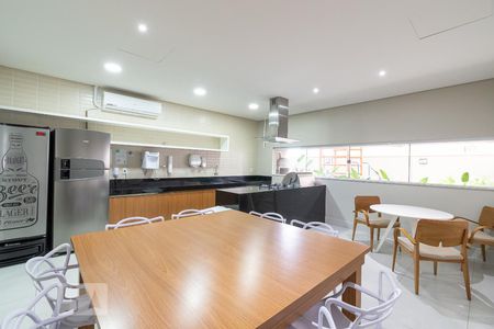 Apartamento para alugar com 71m², 2 quartos e 1 vagaÁrea comum - Salão Gourmet