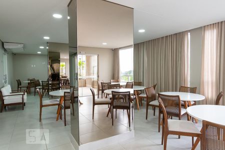 Apartamento para alugar com 71m², 2 quartos e 1 vagaÁrea comum - Salão de festas