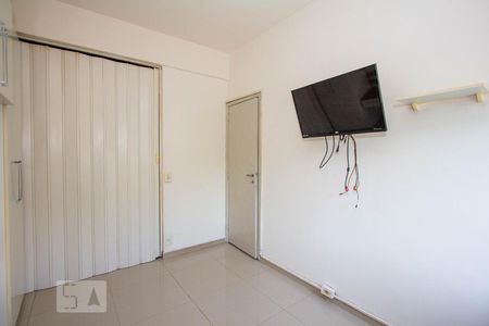 Suíte de apartamento à venda com 2 quartos, 65m² em Laranjeiras, Rio de Janeiro