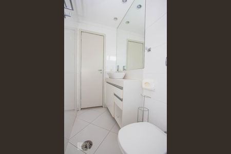 Apartamento à venda com 65m², 2 quartos e 1 vagaBanheiro Social